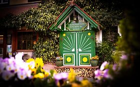 Hotel Restaurant - Haeuserl Im Wald Graz